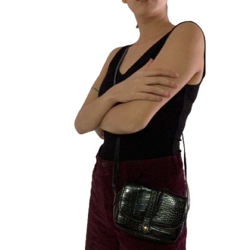 Banana republic vegan crocodile crossbody